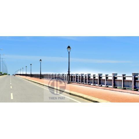 Lan can cầu lớn