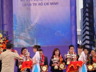 Thiên Phát nhận cúp vàng tại triển lãm VietBuild HCM - 2011